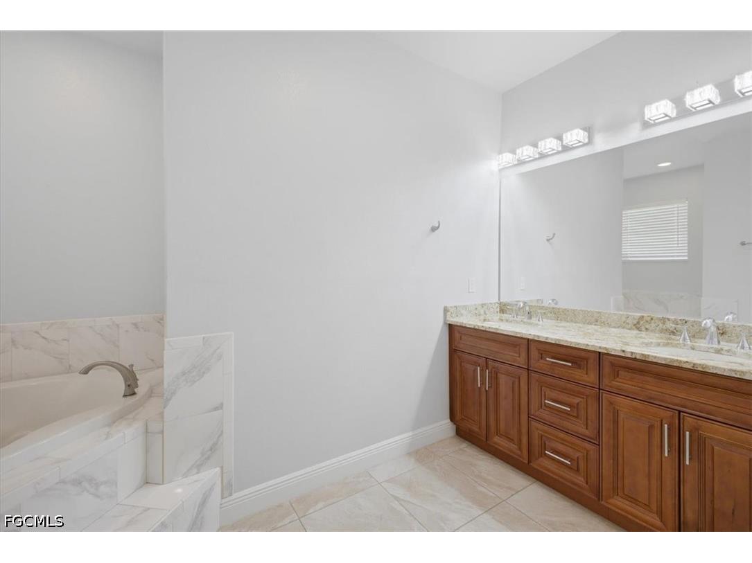 2416 SE 8th Avenue Cape Coral FL 33990 2026021301 image21