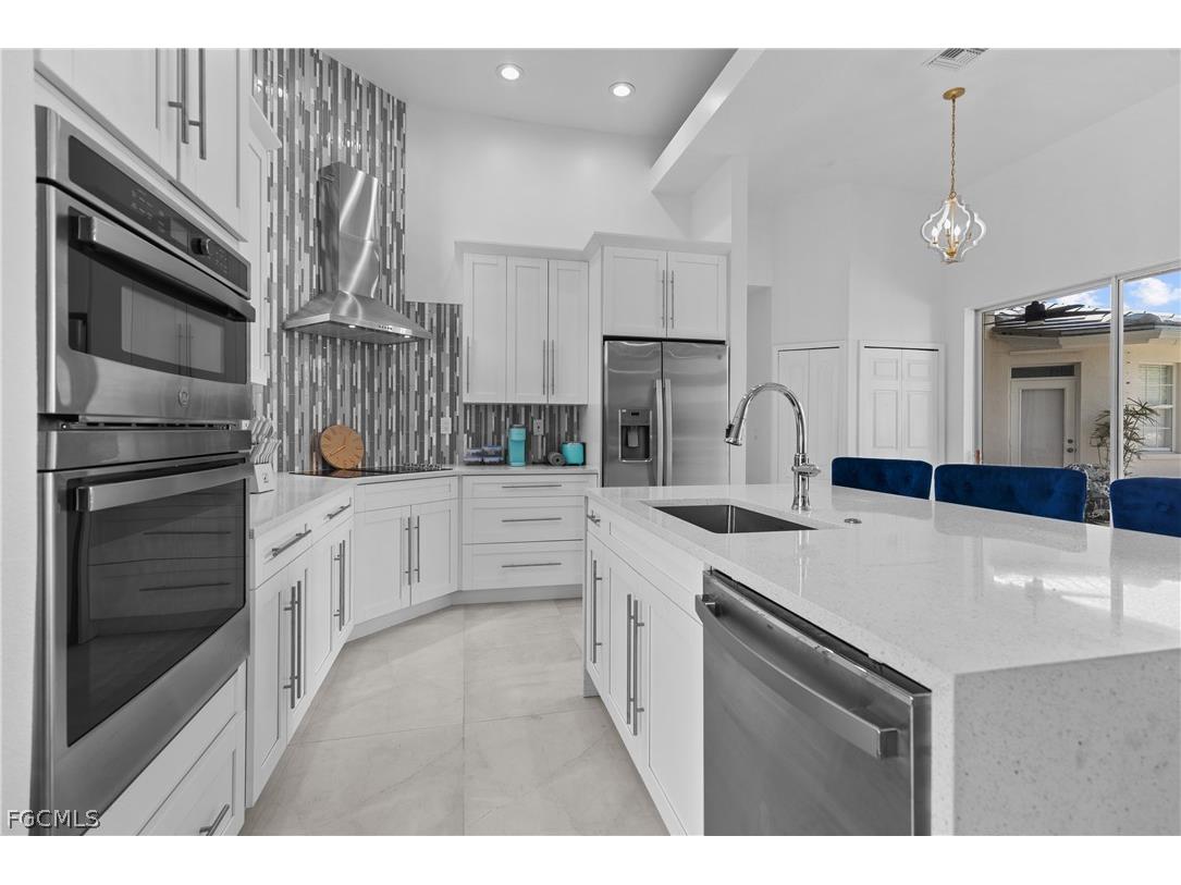 2417 Cape Coral Parkway W Cape Coral FL 33914 2026012104 image10