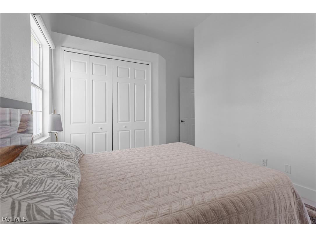 2417 Cape Coral Parkway W Cape Coral FL 33914 2026012104 image20