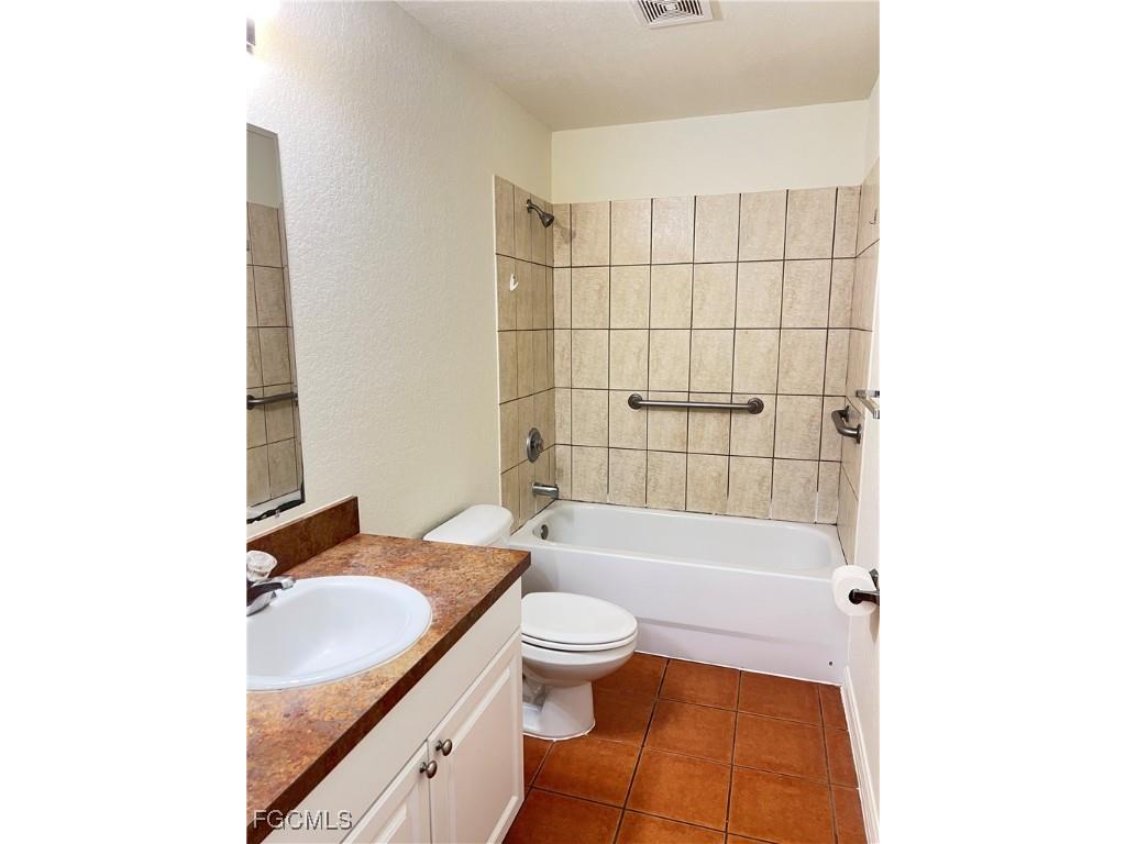 2417 Quentin Avenue S Lehigh Acres FL 33319 2025016141 image9