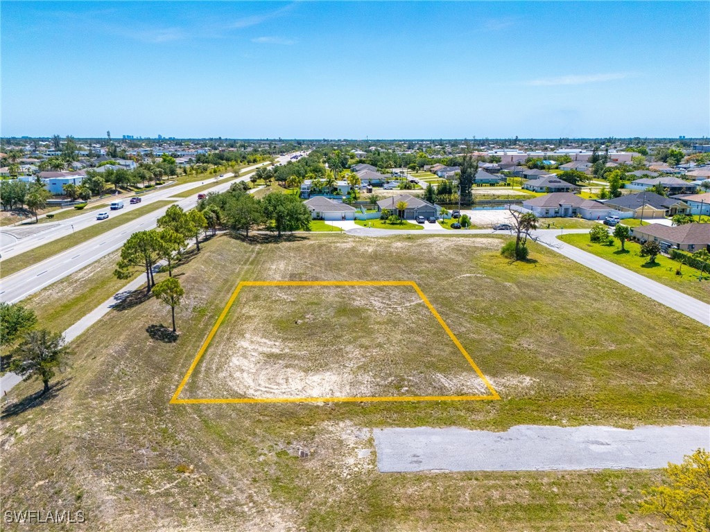 2417 SW 11th Place Cape Coral FL 33914 225046555 image3