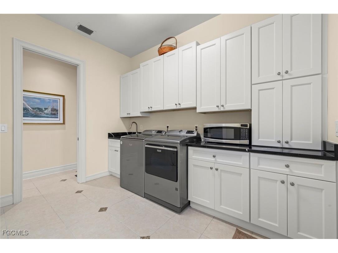 2417 Wulfert Road Sanibel FL 33957 2025022477 image37