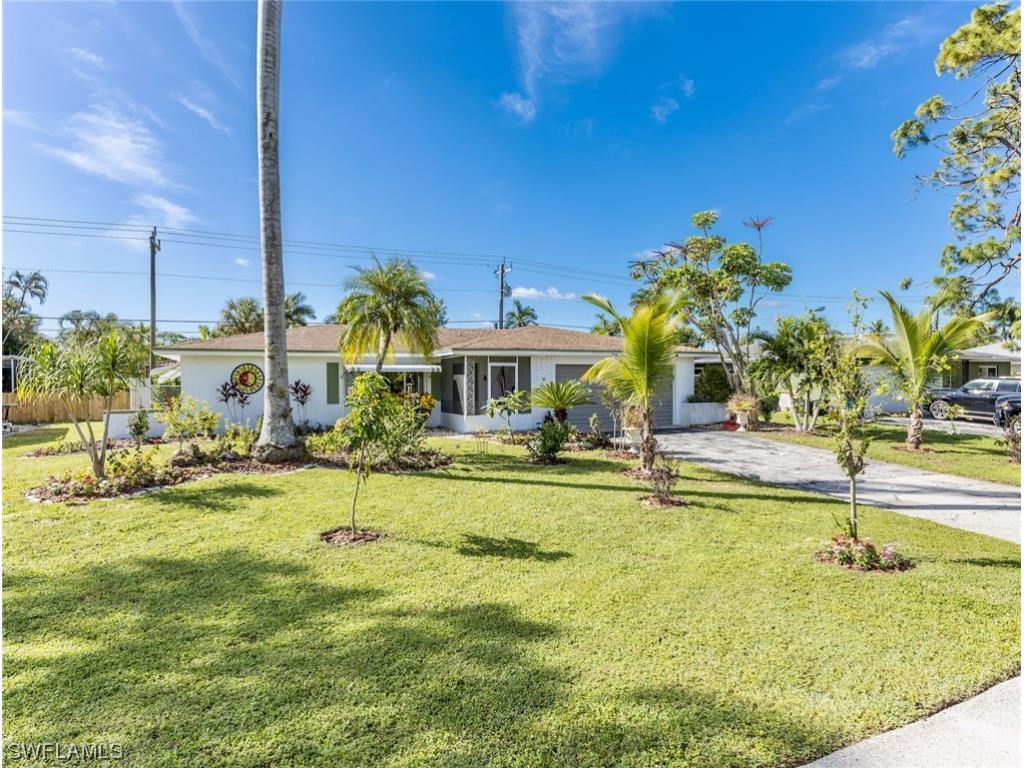 2418 Jasper Avenue Fort Myers FL 33907 223074447 image1
