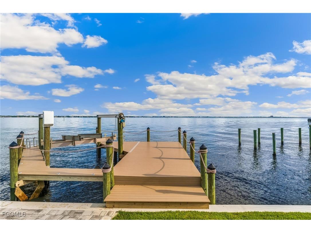 2418 SE 28th Street Cape Coral FL 33904 2025013716 image21