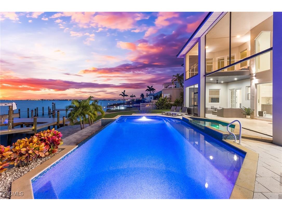 2418 SE 28th Street Cape Coral FL 33904 2025013716 image4