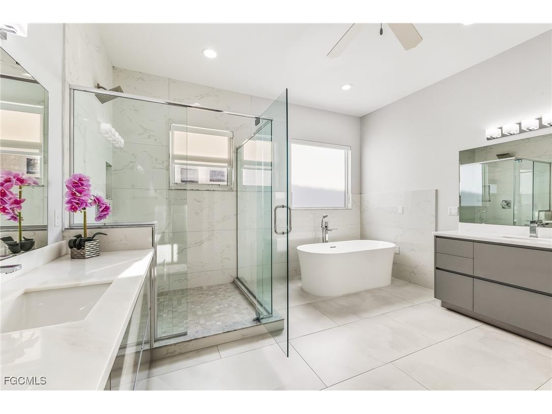 2418 SE 28th Street Cape Coral FL 33904 2025013716 image42