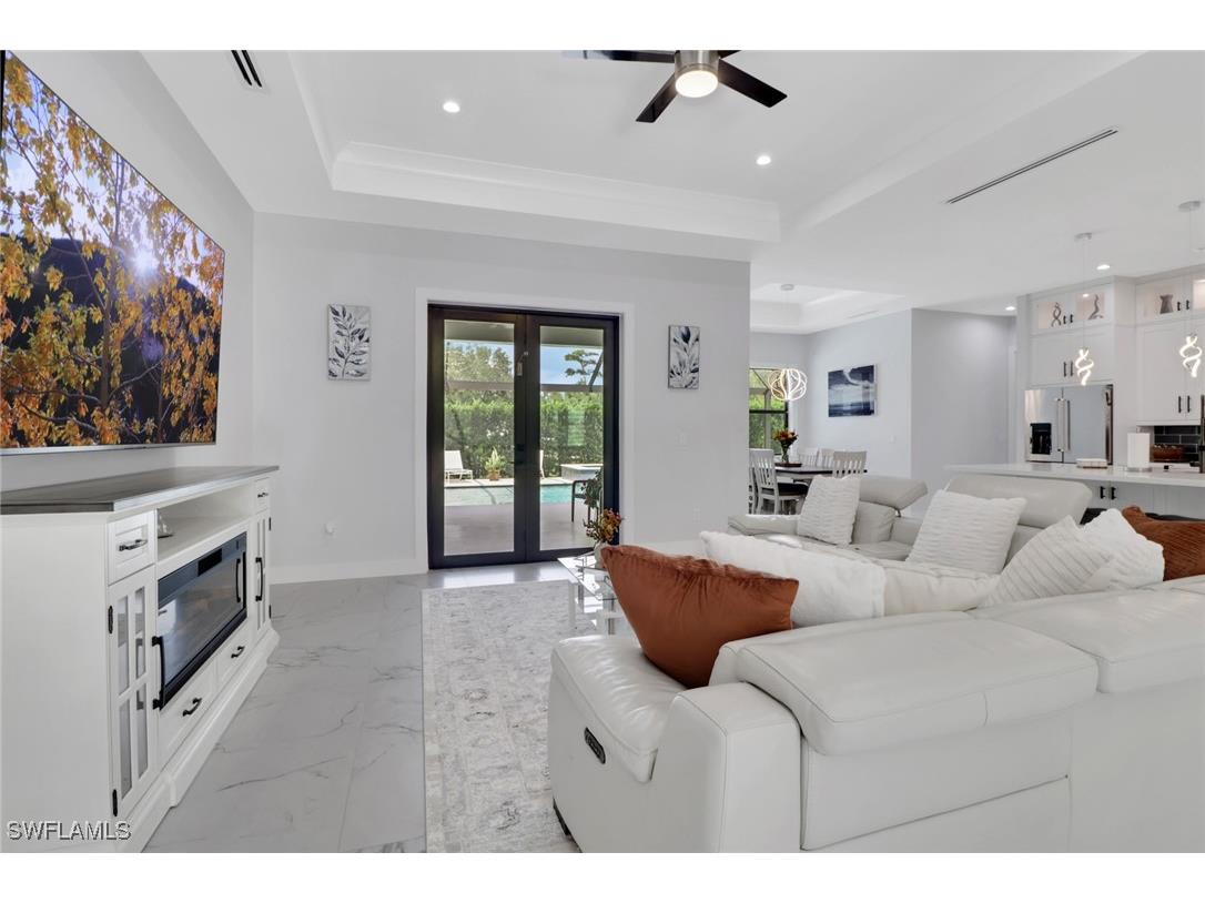 2419 6th Avenue SE Naples FL 34117 225073761 image4