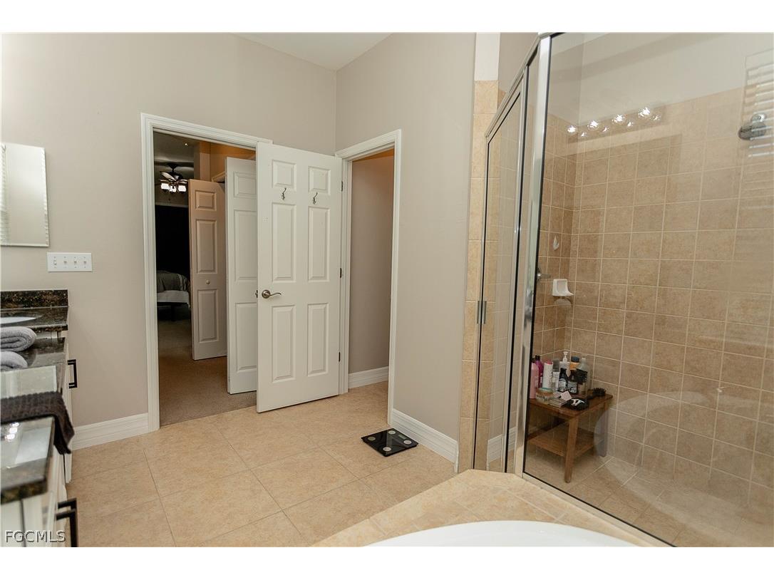 2419 Ashbury Circle Cape Coral FL 33991 2026013004 image17