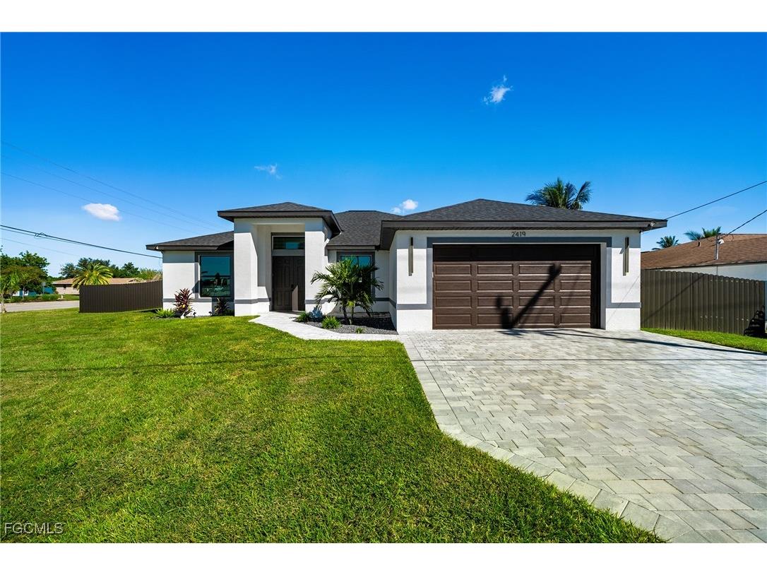 2419 Country Club Boulevard Cape Coral FL 33990 2025015816 image1