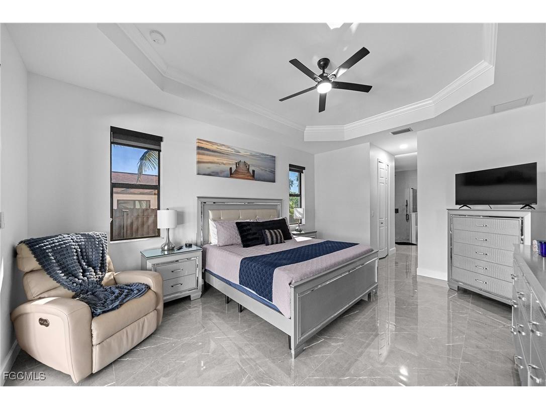 2419 Country Club Boulevard Cape Coral FL 33990 2025015816 image16