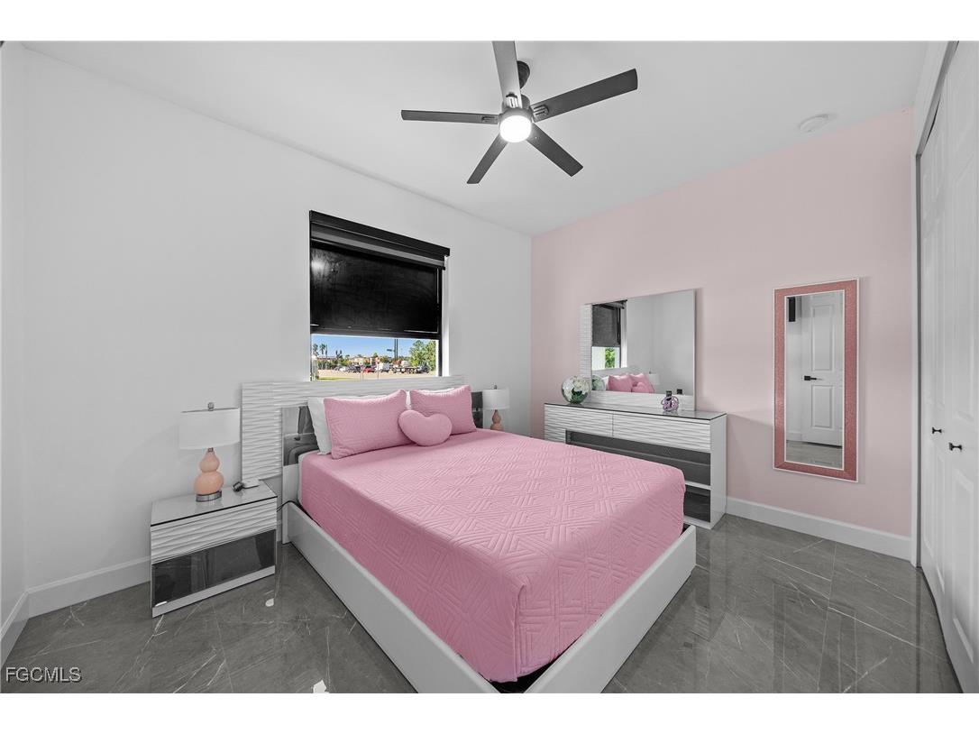 2419 Country Club Boulevard Cape Coral FL 33990 2025015816 image22