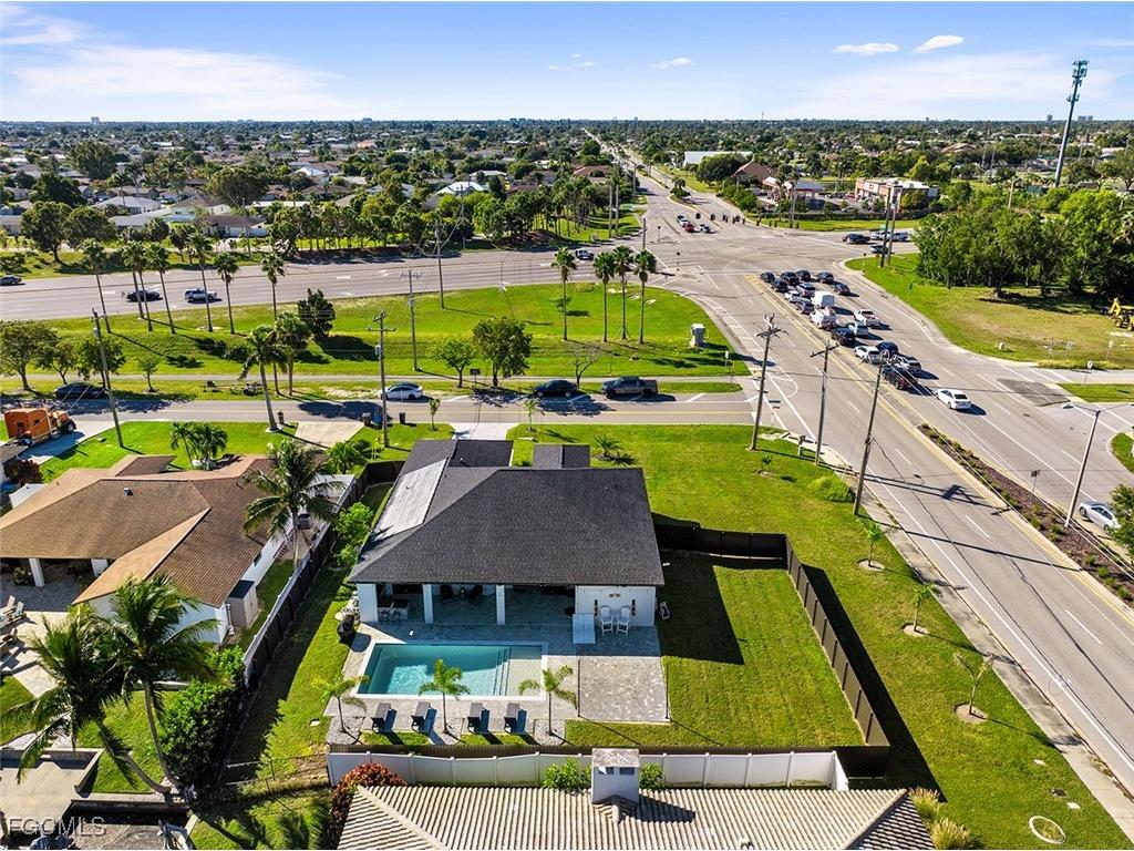 2419 Country Club Boulevard Cape Coral FL 33990 2025015816 image37