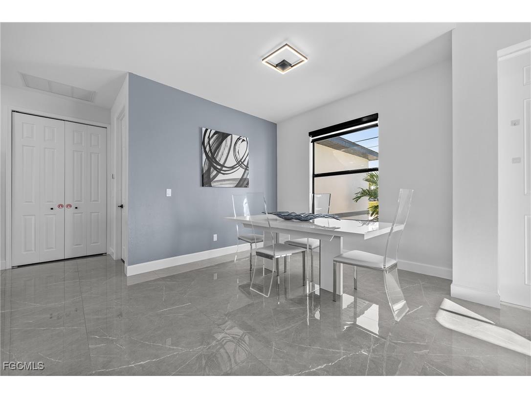 2419 Country Club Boulevard Cape Coral FL 33990 2025015816 image8