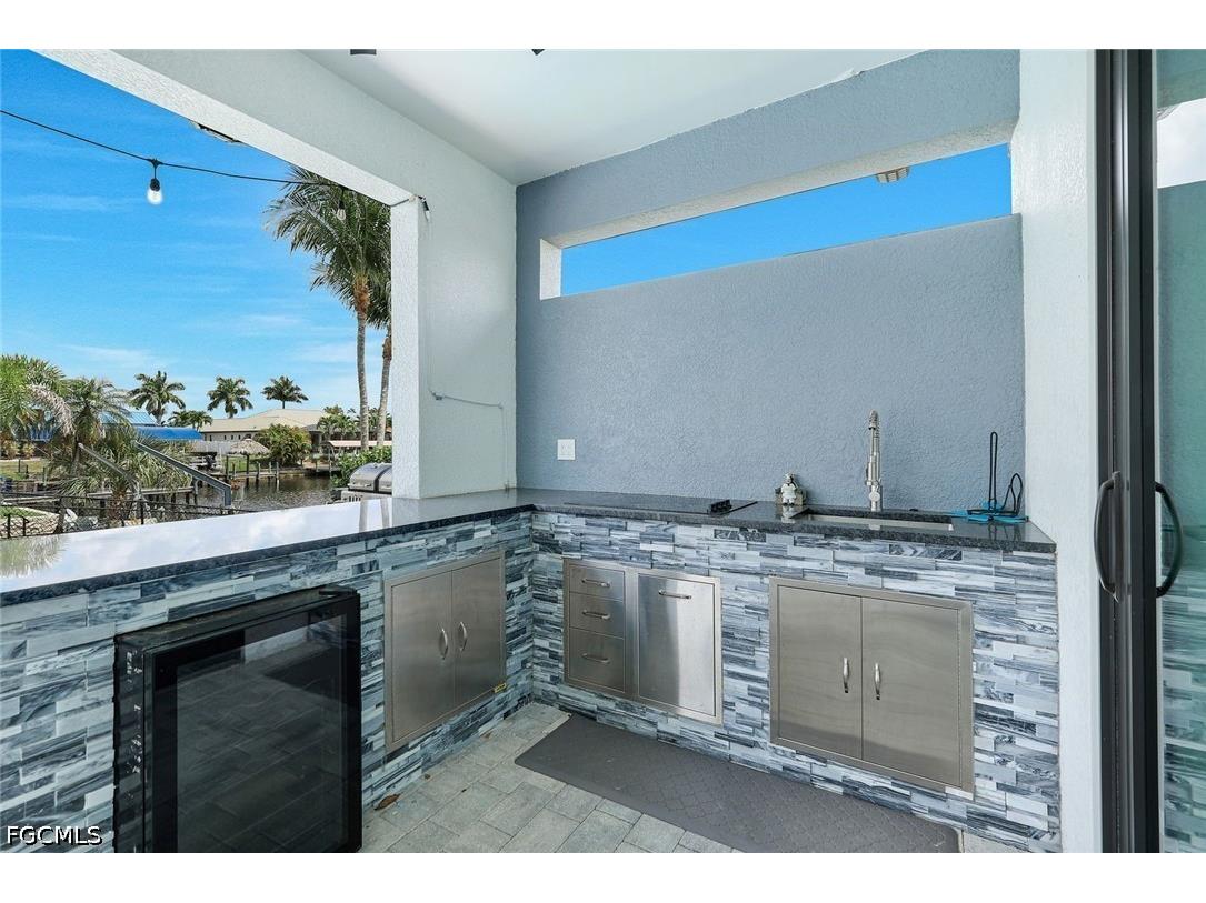 2419 Country Club Boulevard Cape Coral FL 33990 2026019984 image20