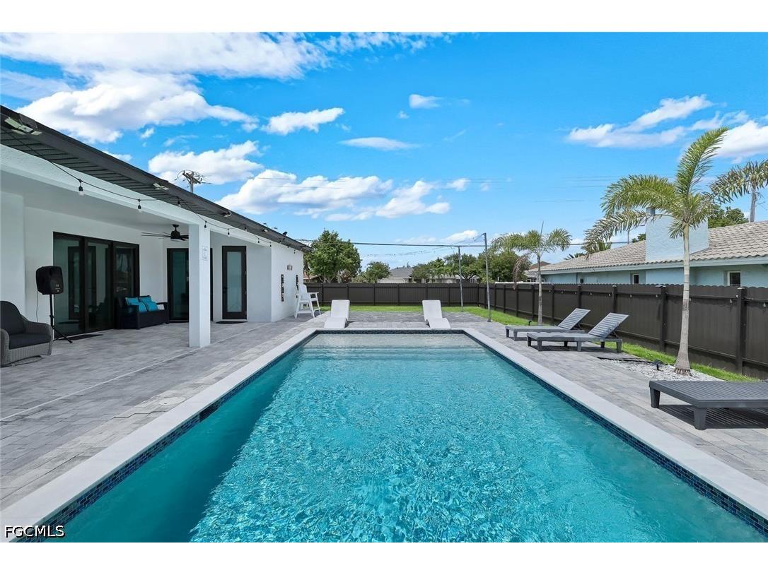 2419 Country Club Boulevard Cape Coral FL 33990 2026019984 image23