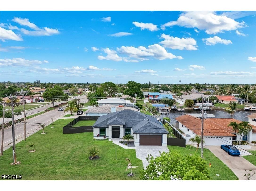 2419 Country Club Boulevard Cape Coral FL 33990 2026021304 image10