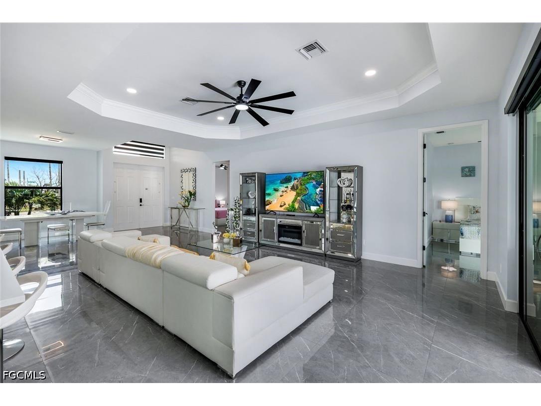 2419 Country Club Boulevard Cape Coral FL 33990 2026021304 image17