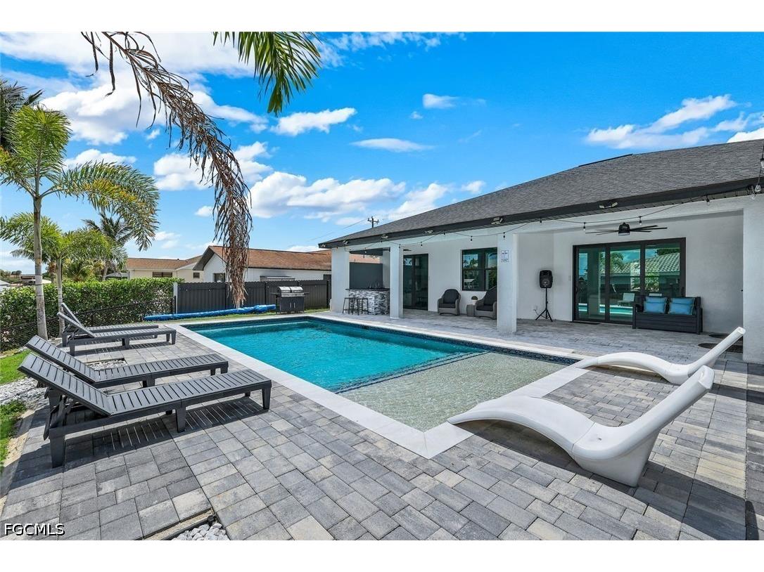 2419 Country Club Boulevard Cape Coral FL 33990 2026021304 image3