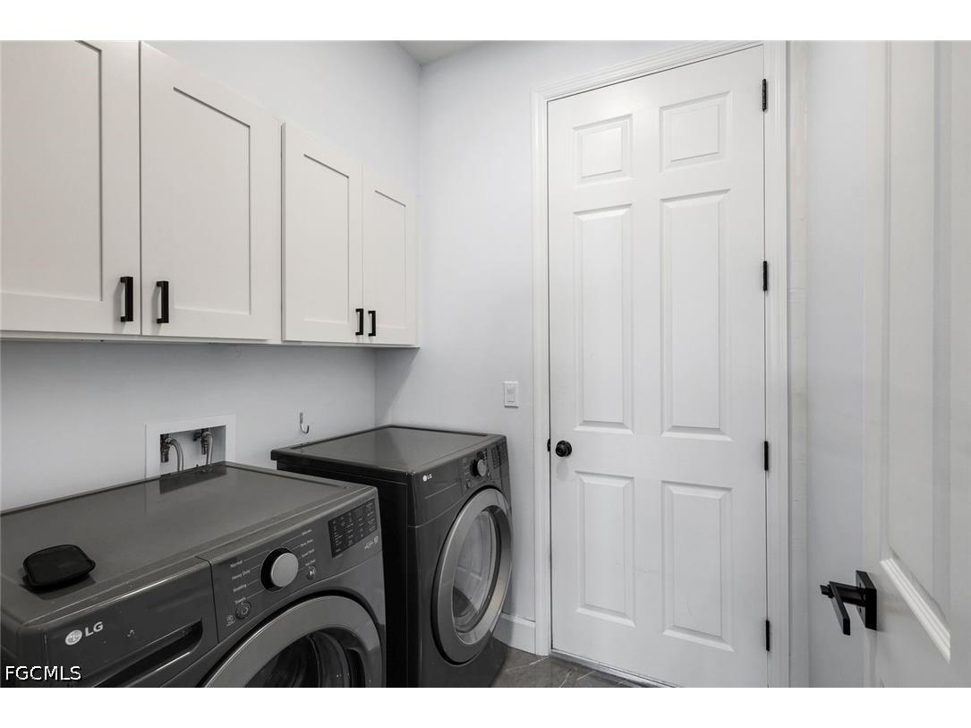 2419 Country Club Boulevard Cape Coral FL 33990 2026021304 image39