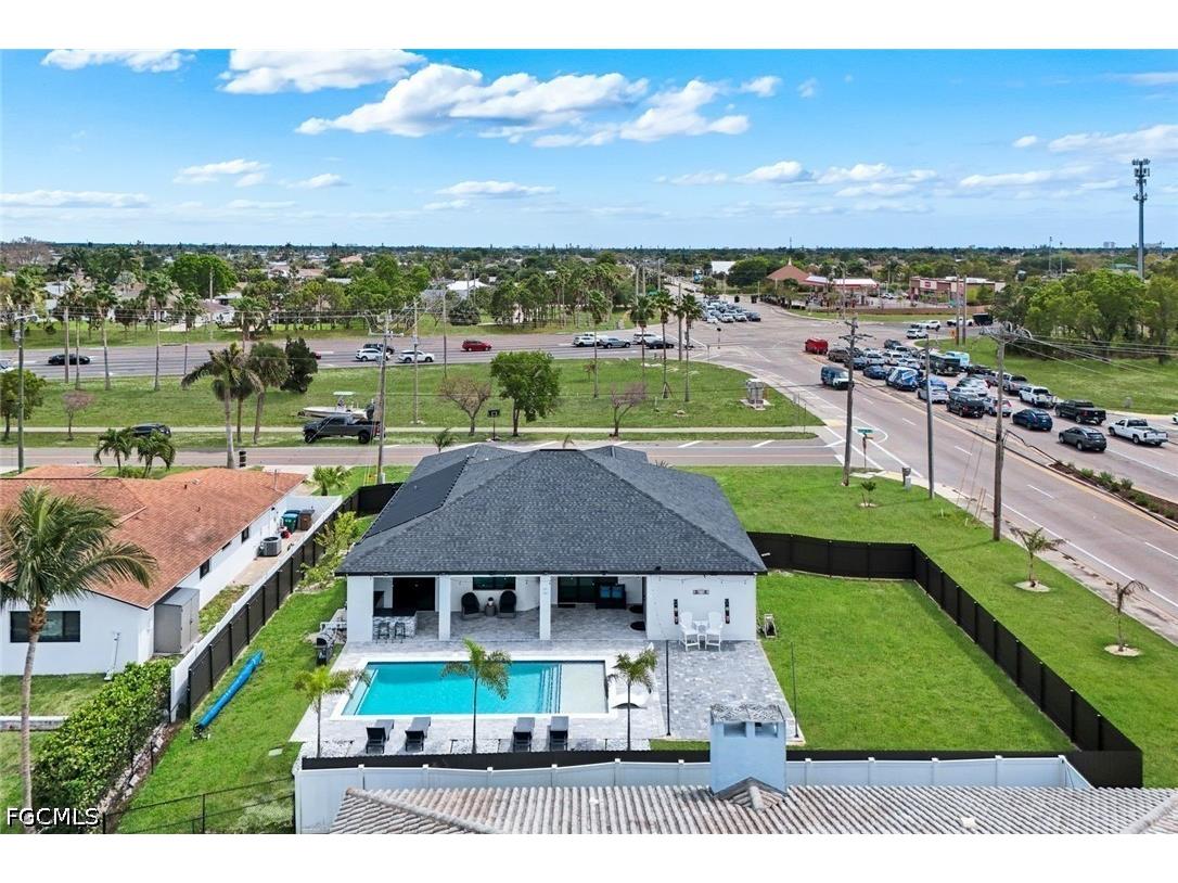 2419 Country Club Boulevard Cape Coral FL 33990 2026021304 image40