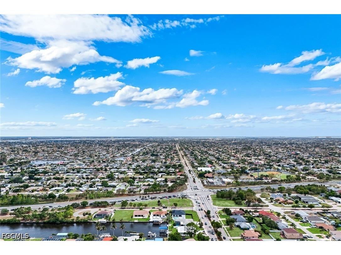 2419 Country Club Boulevard Cape Coral FL 33990 2026021304 image43