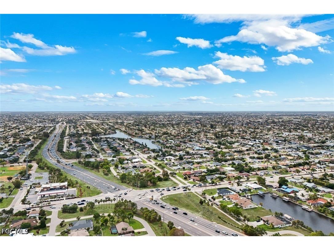 2419 Country Club Boulevard Cape Coral FL 33990 2026021304 image47