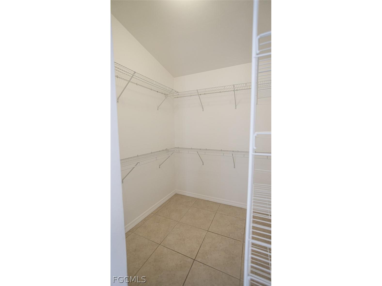 2419 NE 23rd Avenue Cape Coral FL 33909 2026013007 image10