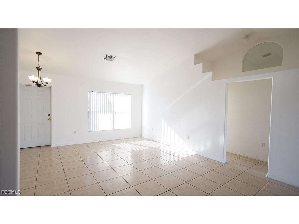 2419 NE 23rd Avenue Cape Coral FL 33909 2026013007 image6