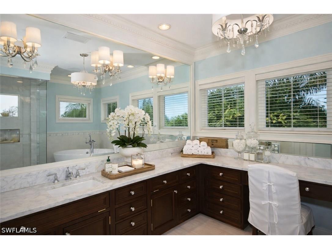 242 Barefoot Beach Boulevard Bonita Springs FL 34134 226015049 image5