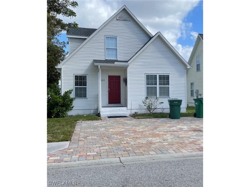 242 Leawood Circle Naples FL 34104 223057286 image1