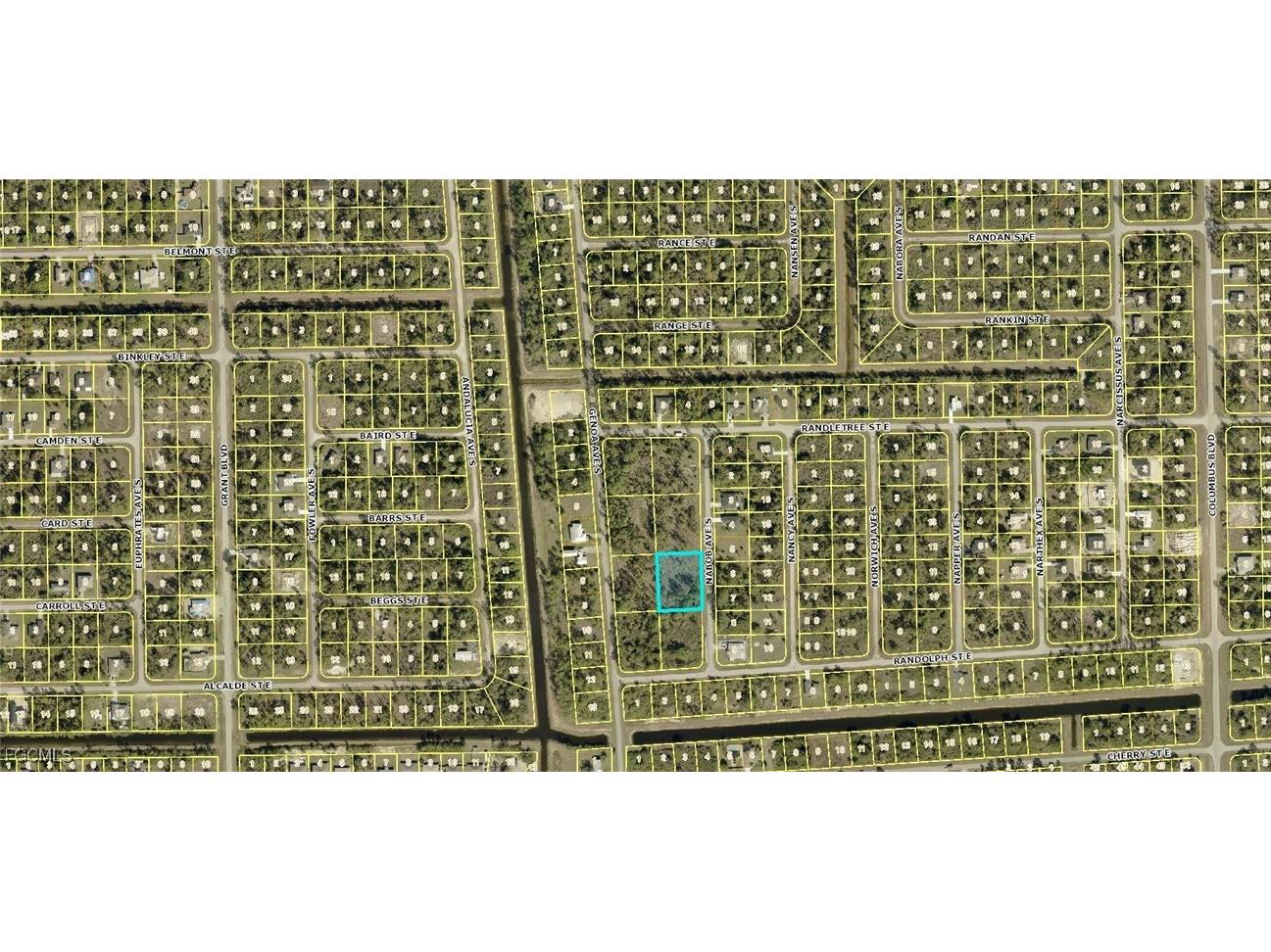 242 Nabob Avenue S Lehigh Acres FL 33974 2025013701 image1