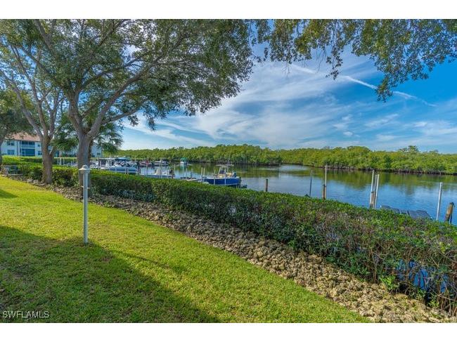 242 Newport Drive #502 Naples FL 34114 225083273 image28