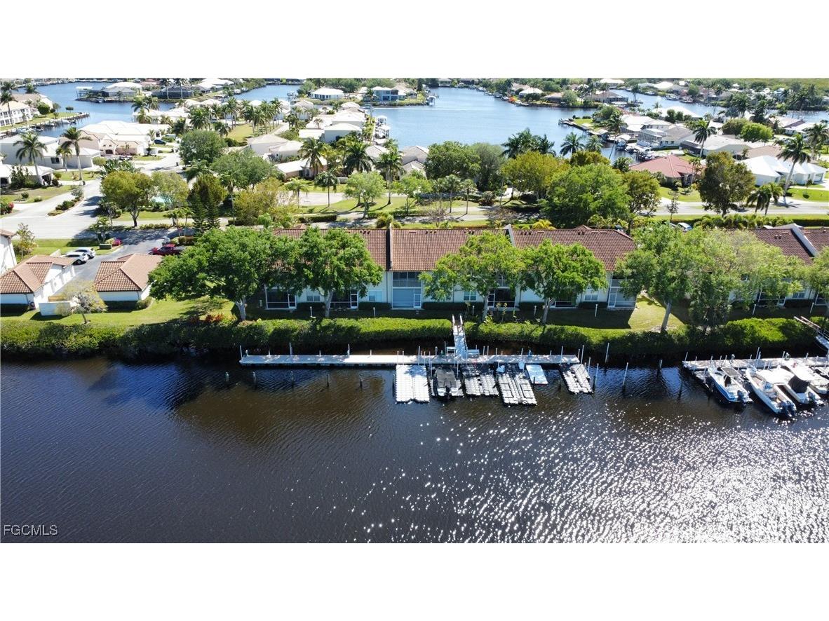 242 Newport Drive #509 Naples FL 34114 2025007094 image1
