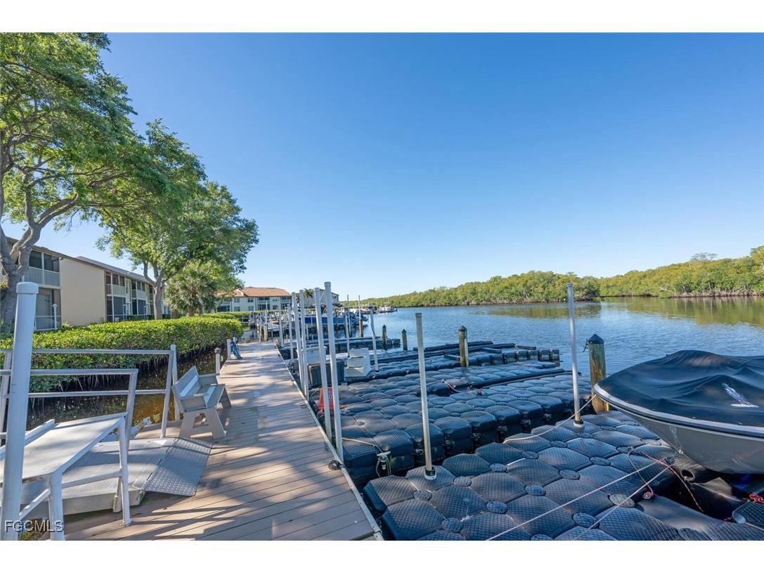 242 Newport Drive #509 Naples FL 34114 2025007094 image30