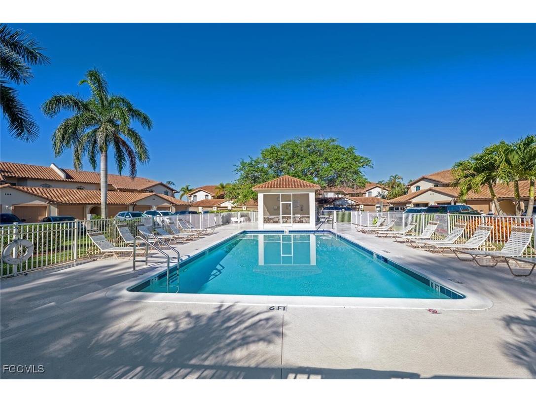 242 Newport Drive #509 Naples FL 34114 2025007094 image32