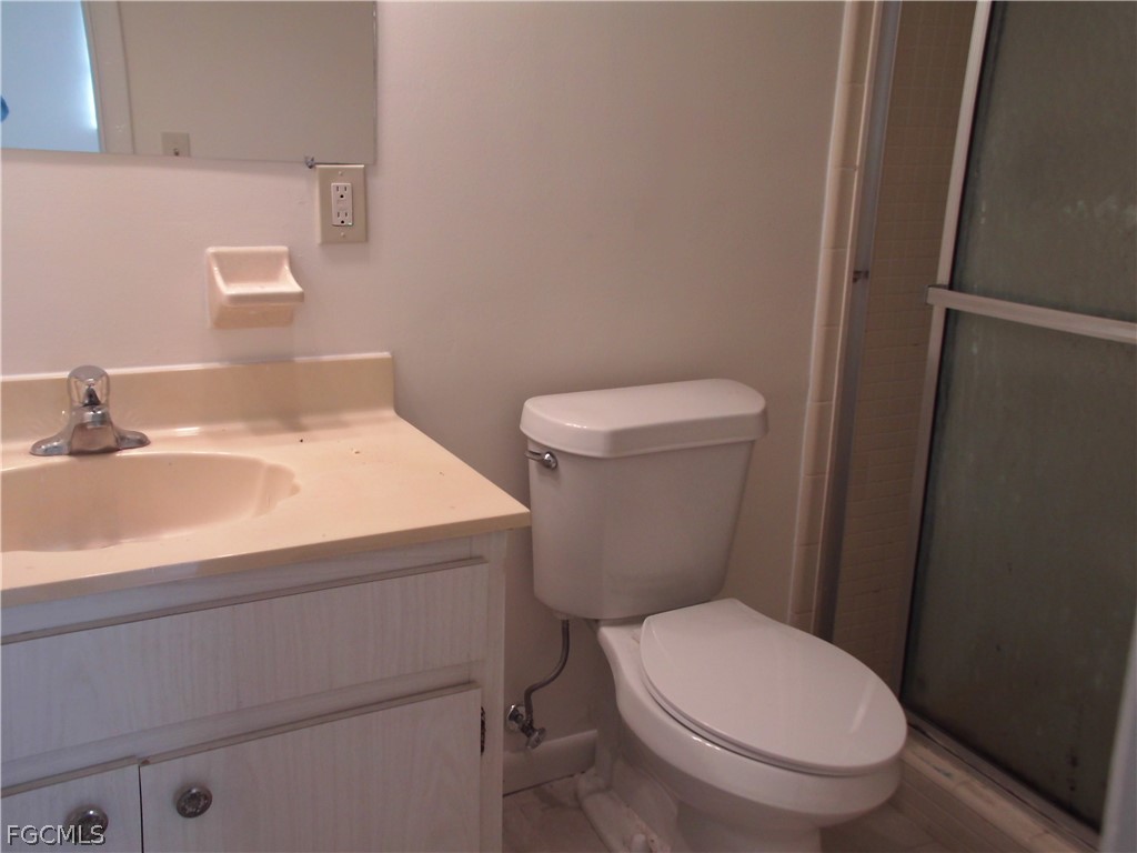 242 S Lake Drive Lehigh Acres FL 33936 2026010786 image10