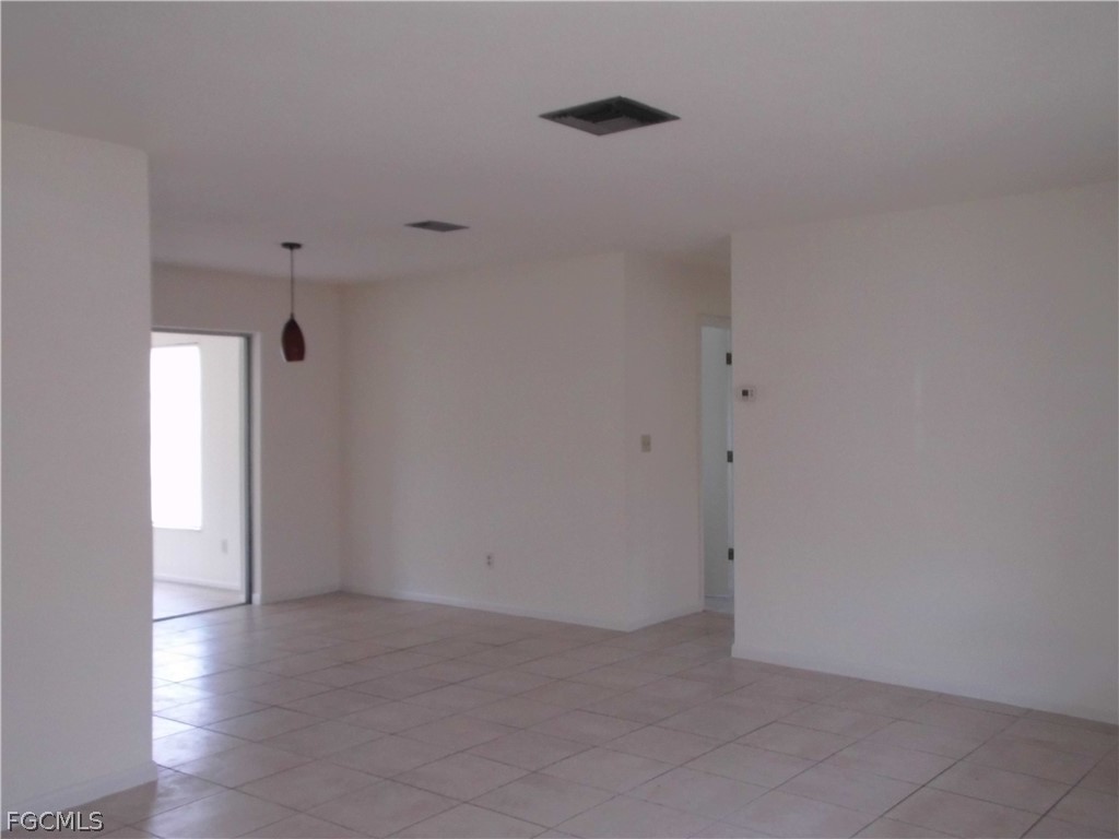 242 S Lake Drive Lehigh Acres FL 33936 2026010786 image3