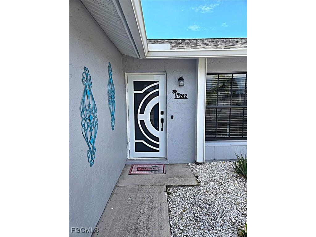 242 Seminole Boulevard NW Port Charlotte FL 33952 2025023330 image6
