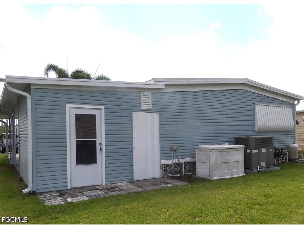 242 Shrub Lane N North Fort Myers FL 33917 2026022547 image17