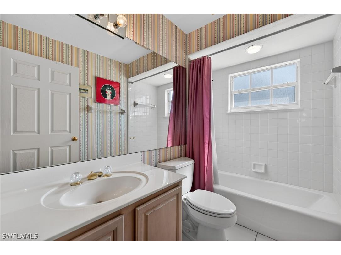 242 Via Perignon #9-3 Naples FL 34119 226006832 image17