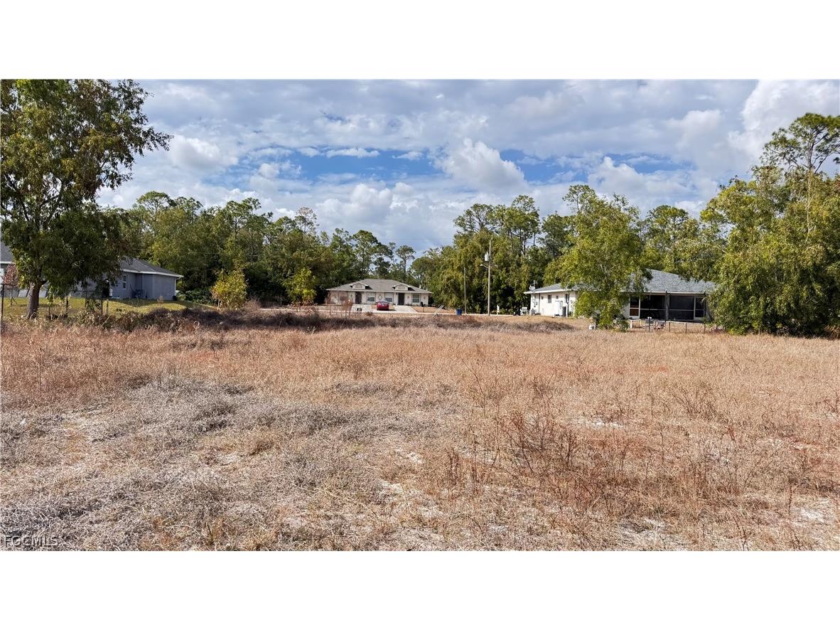 2420/2422 Herb Avenue S Lehigh Acres FL 33973 2026007818 image2