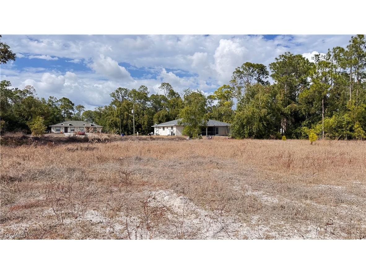 2420/2422 Herb Avenue S Lehigh Acres FL 33973 2026007818 image3