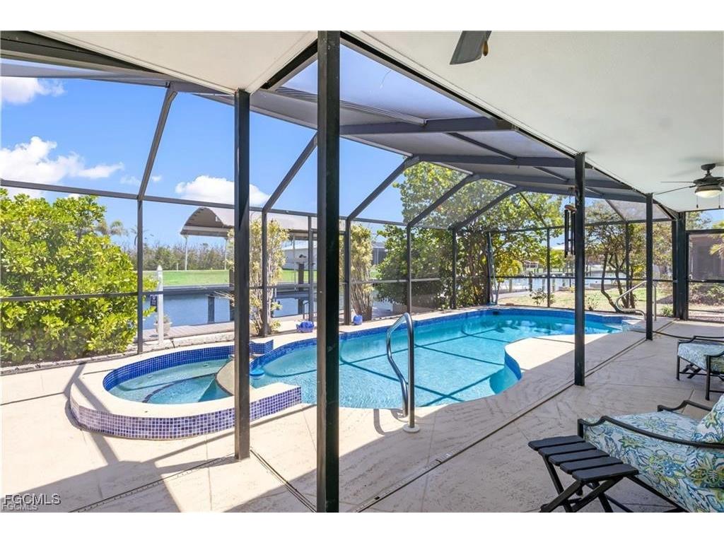 2420 Cherimoya Lane Saint James City FL 33956 2025014450 image16