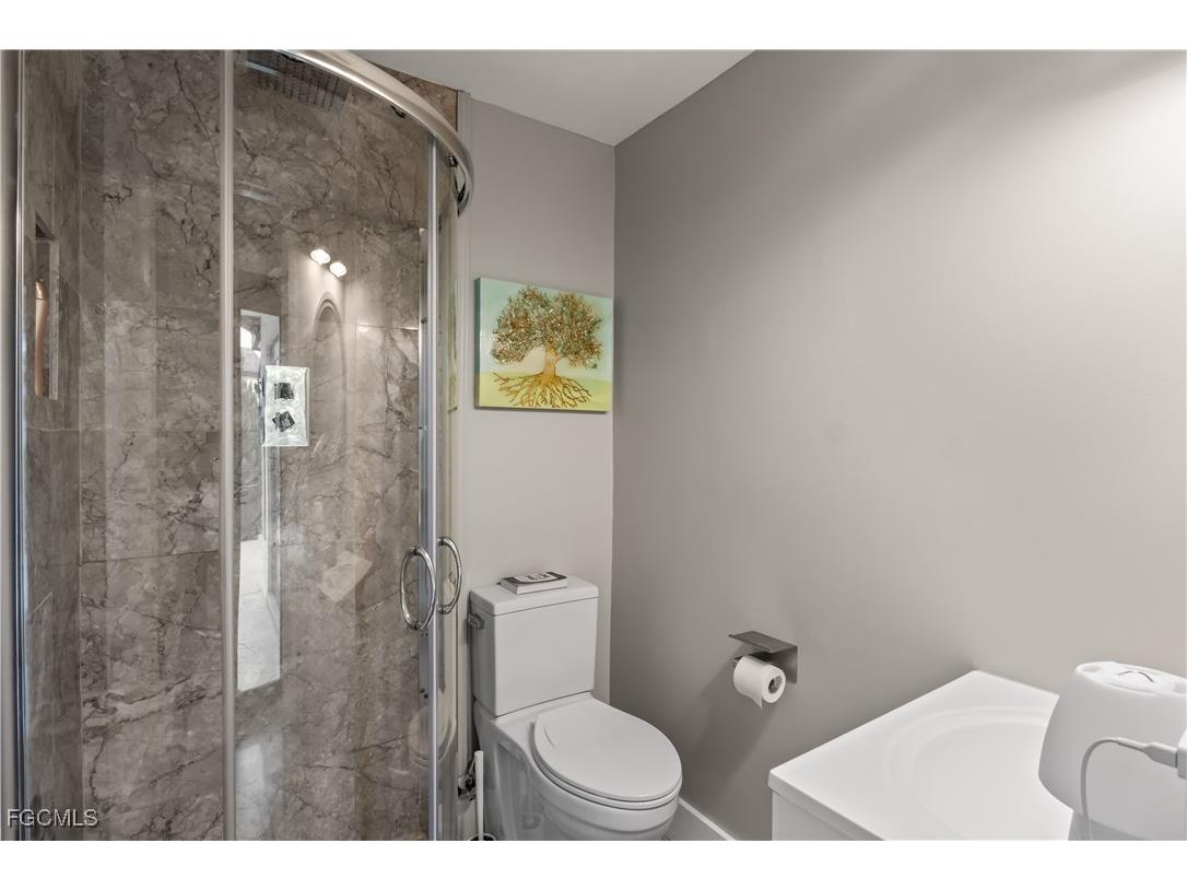 2420 Cherimoya Lane Saint James City FL 33956 2025014450 image17