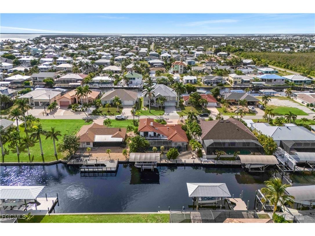 2420 Cherimoya Lane Saint James City FL 33956 2025014450 image47