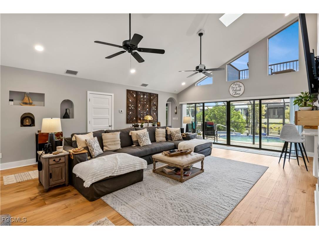 2420 Cherimoya Lane Saint James City FL 33956 2025014450 image9