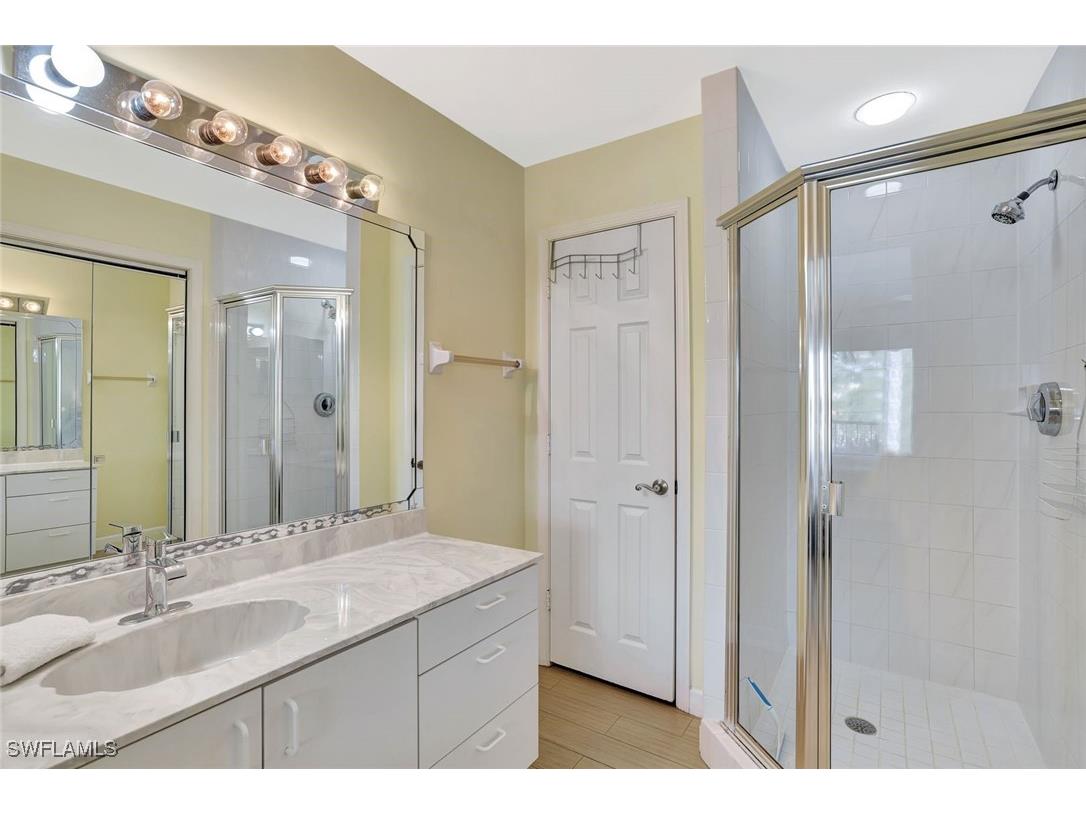 2420 Hidden Lake Drive #1008 Naples FL 34112 225050288 image15