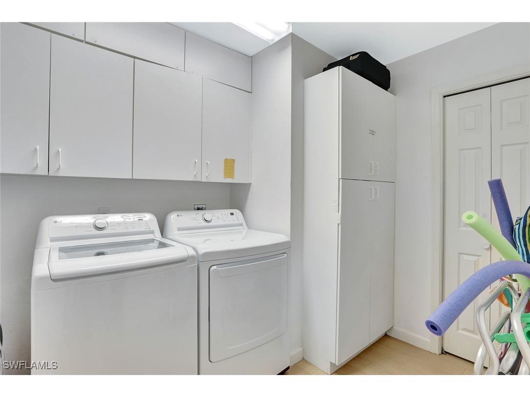 2420 Hidden Lake Drive #1008 Naples FL 34112 225050288 image19