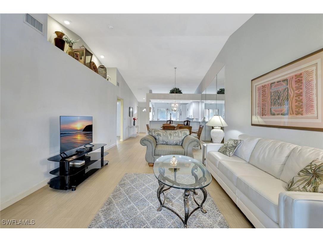 2420 Hidden Lake Drive #1008 Naples FL 34112 225050288 image2