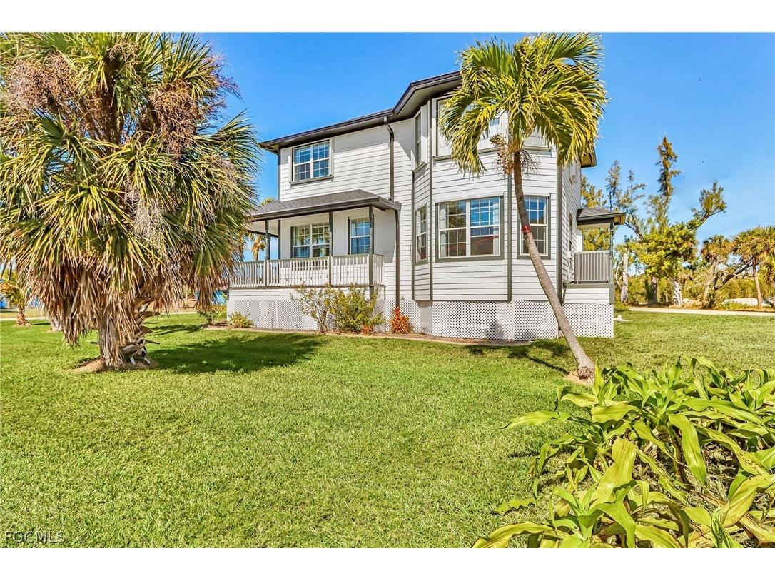 2420 Poinciana Avenue Saint James City FL 33956 2026009100 image2